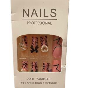 Pink and Black Animal Print DIY Nail Set